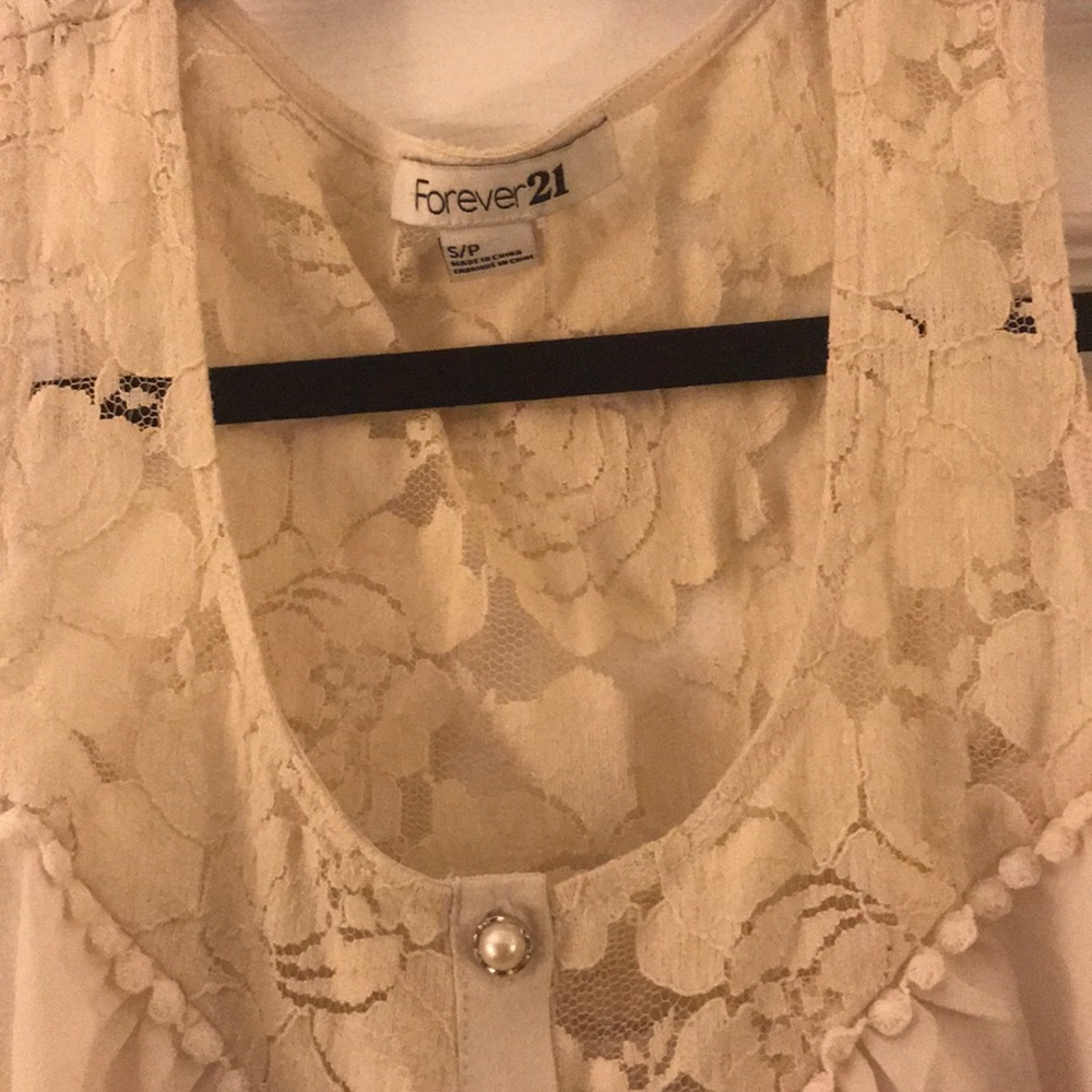 Cream top - Picture 2 of 3